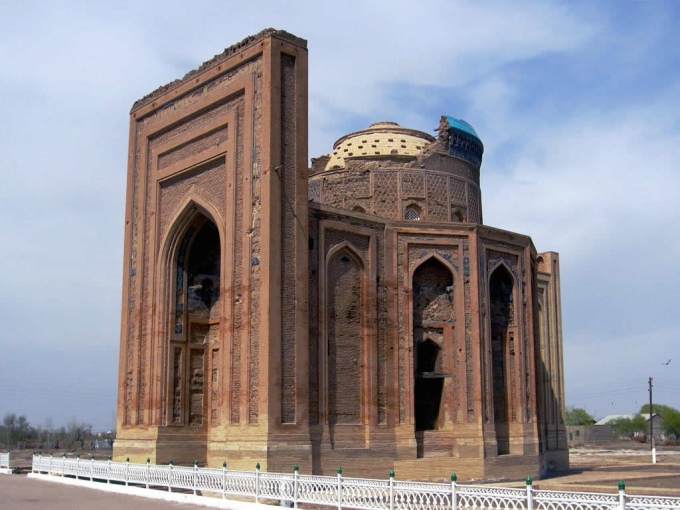 The Turebek Khanum mausoleum, Turkmenistan 